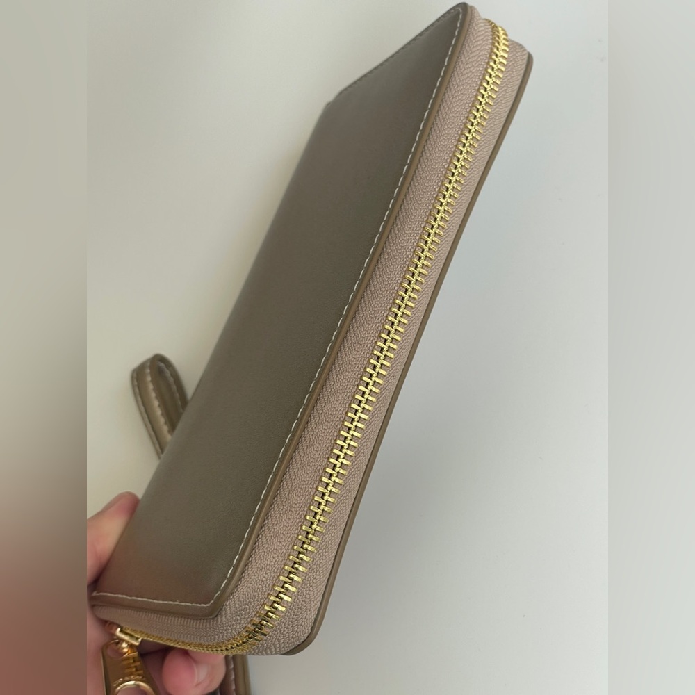 COACH Wallet - Picture 9 of 15